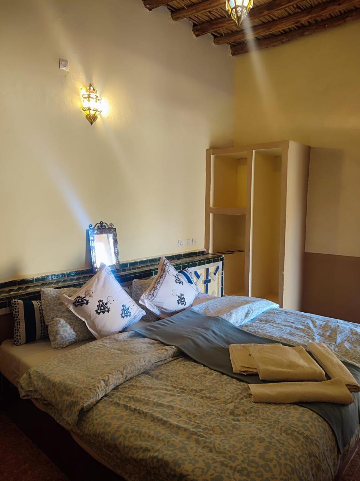 Diamant Sahara Camp Hotel Merzouga Bagian luar foto