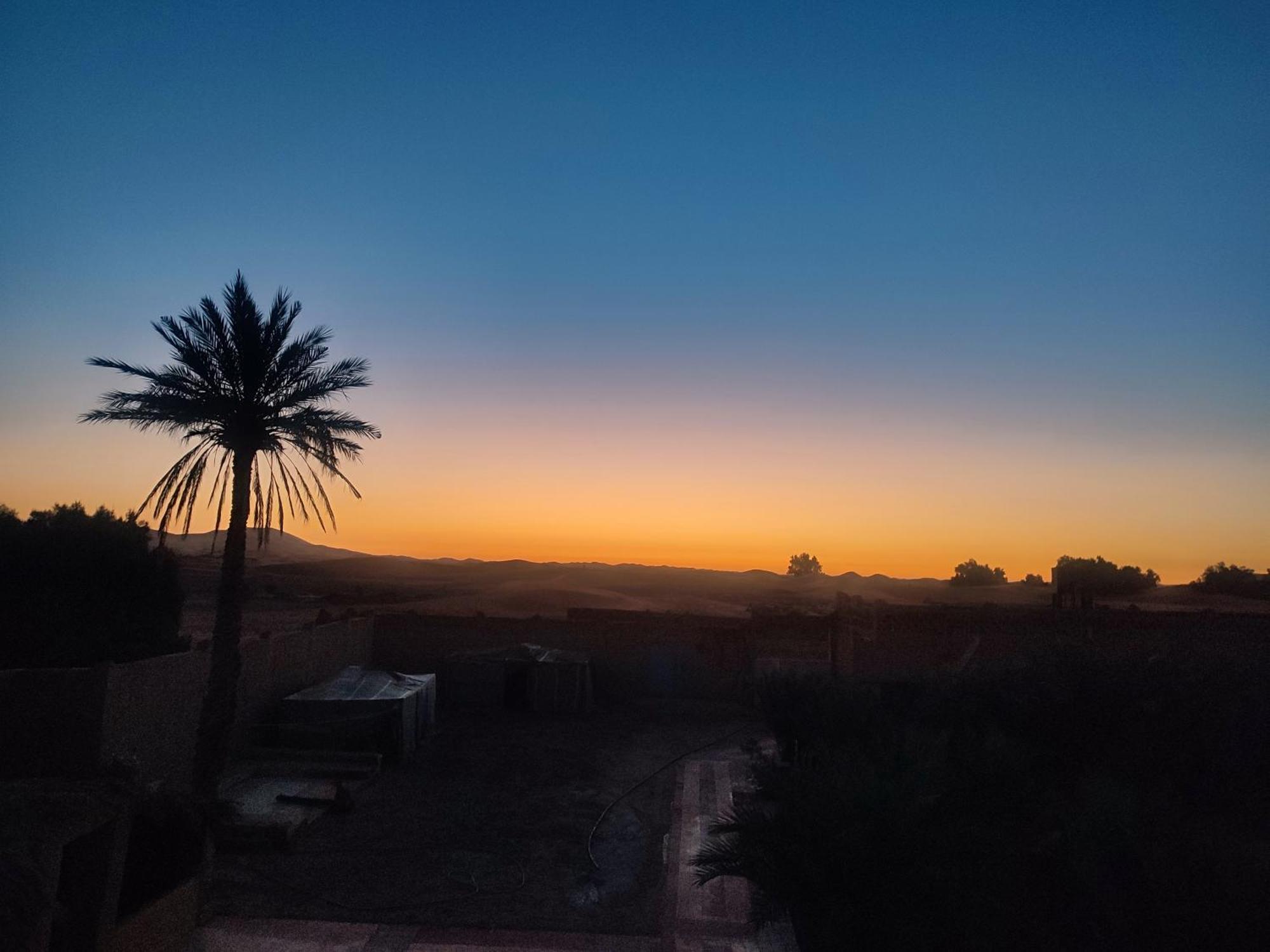 Diamant Sahara Camp Hotel Merzouga Bagian luar foto